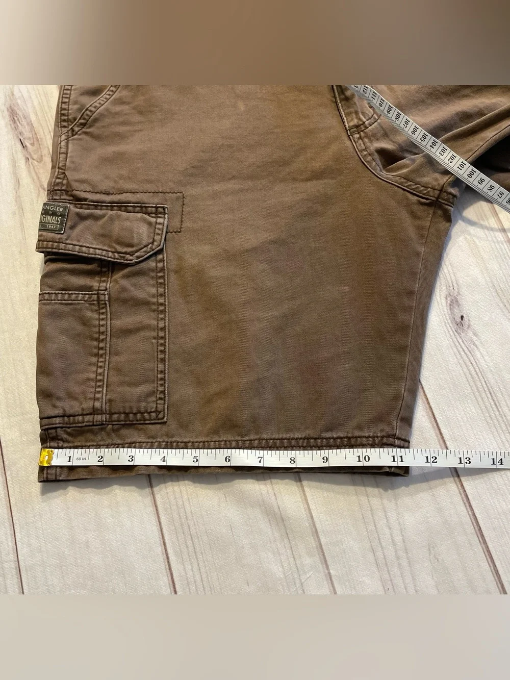 Wrangler Hero Originals Cargo Shorts Men’s 32 Brown Relaxed y2k Vintage 2000s